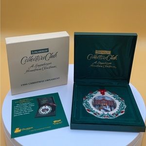 A Longaberger hometown Christmas collectors club ornament 1996